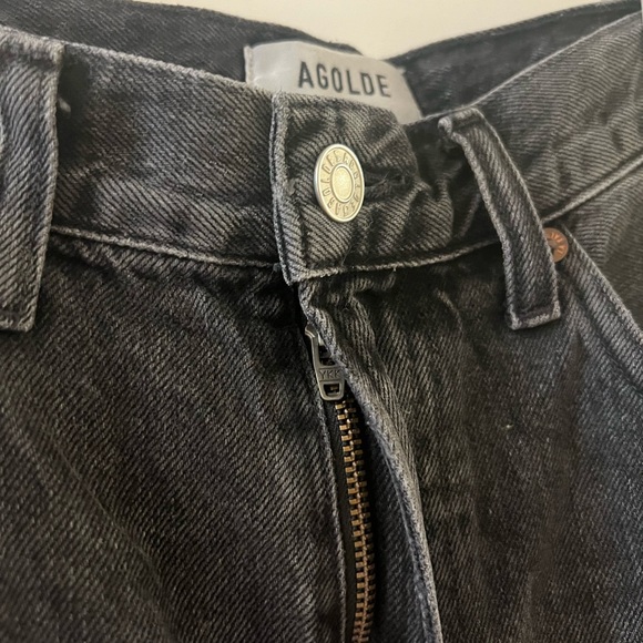 AGOLDE Pinch Waist Shorts - Picture 4 of 4